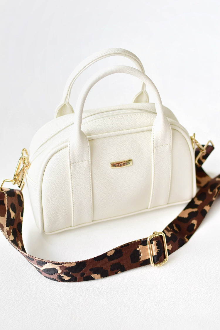 WANDER 22 BAG IN GOLDEN LAMBSKIN