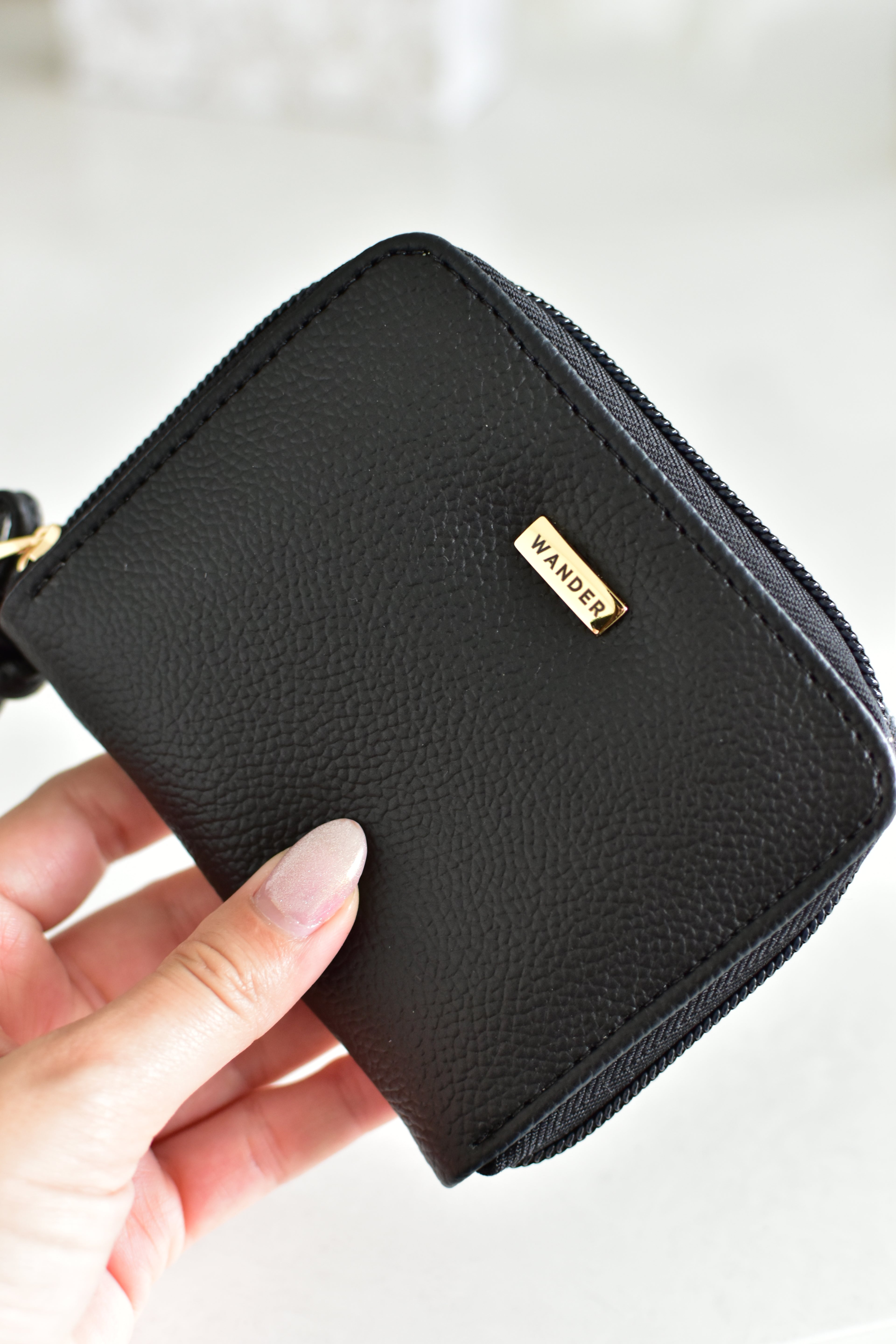 Billetera Capri negra